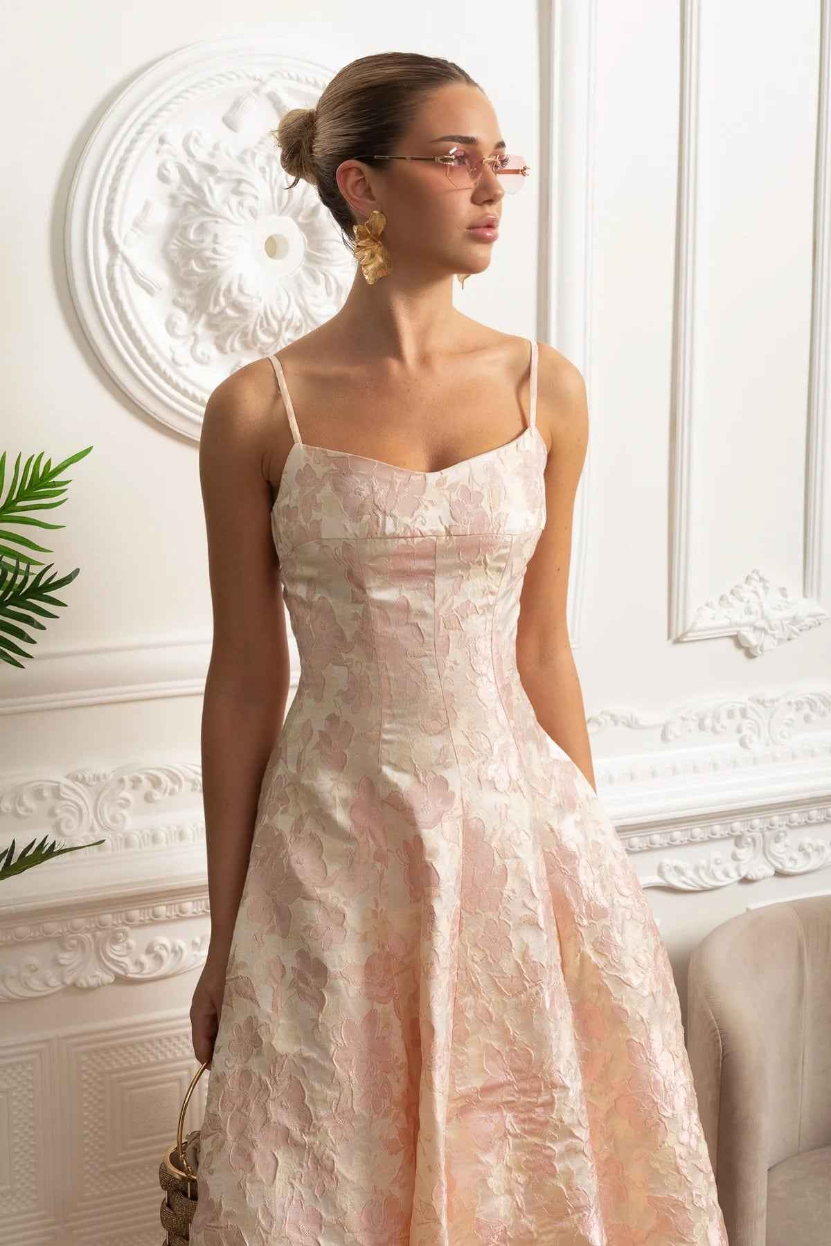 FLORAL FITTED MIDI PARTY COCKTAIL DRESS