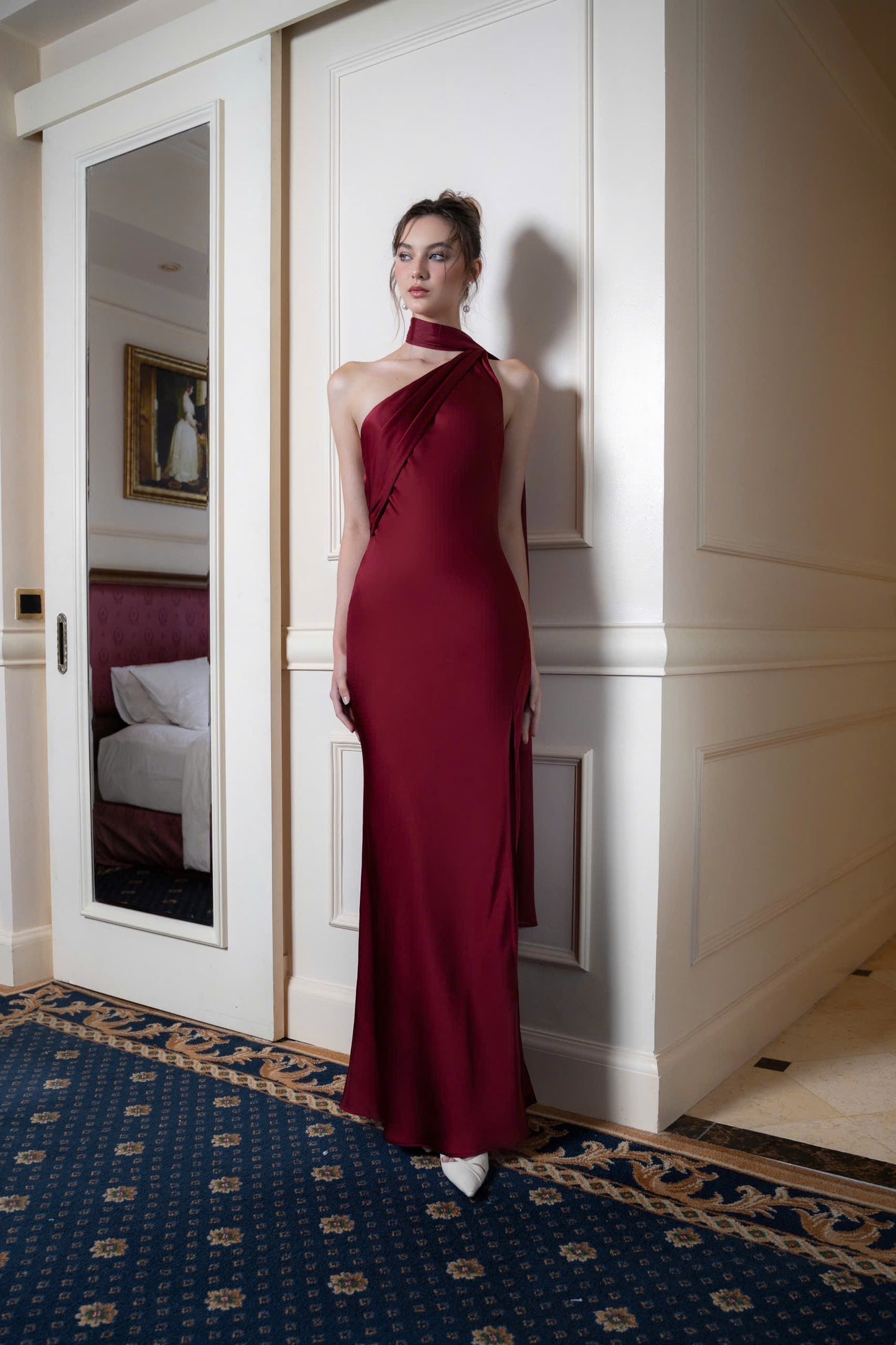 Isis Satin Gown in Navyblue
