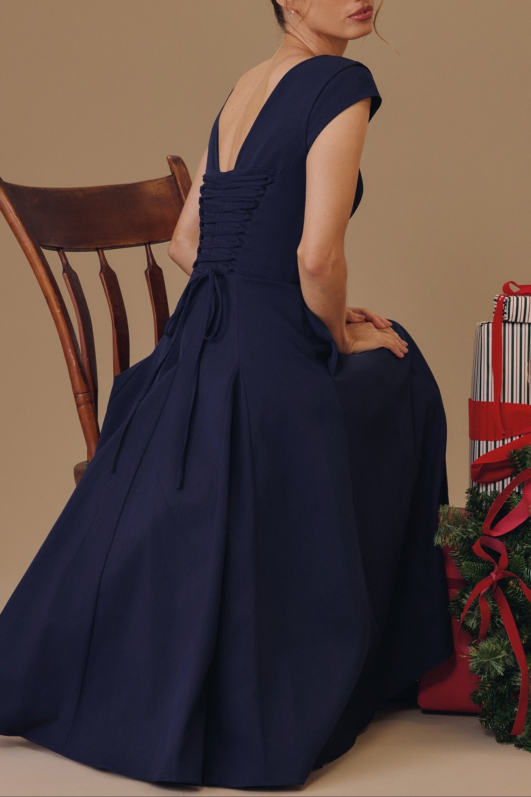 Elise Cap Sleeve Midi Dress in NavyBlue