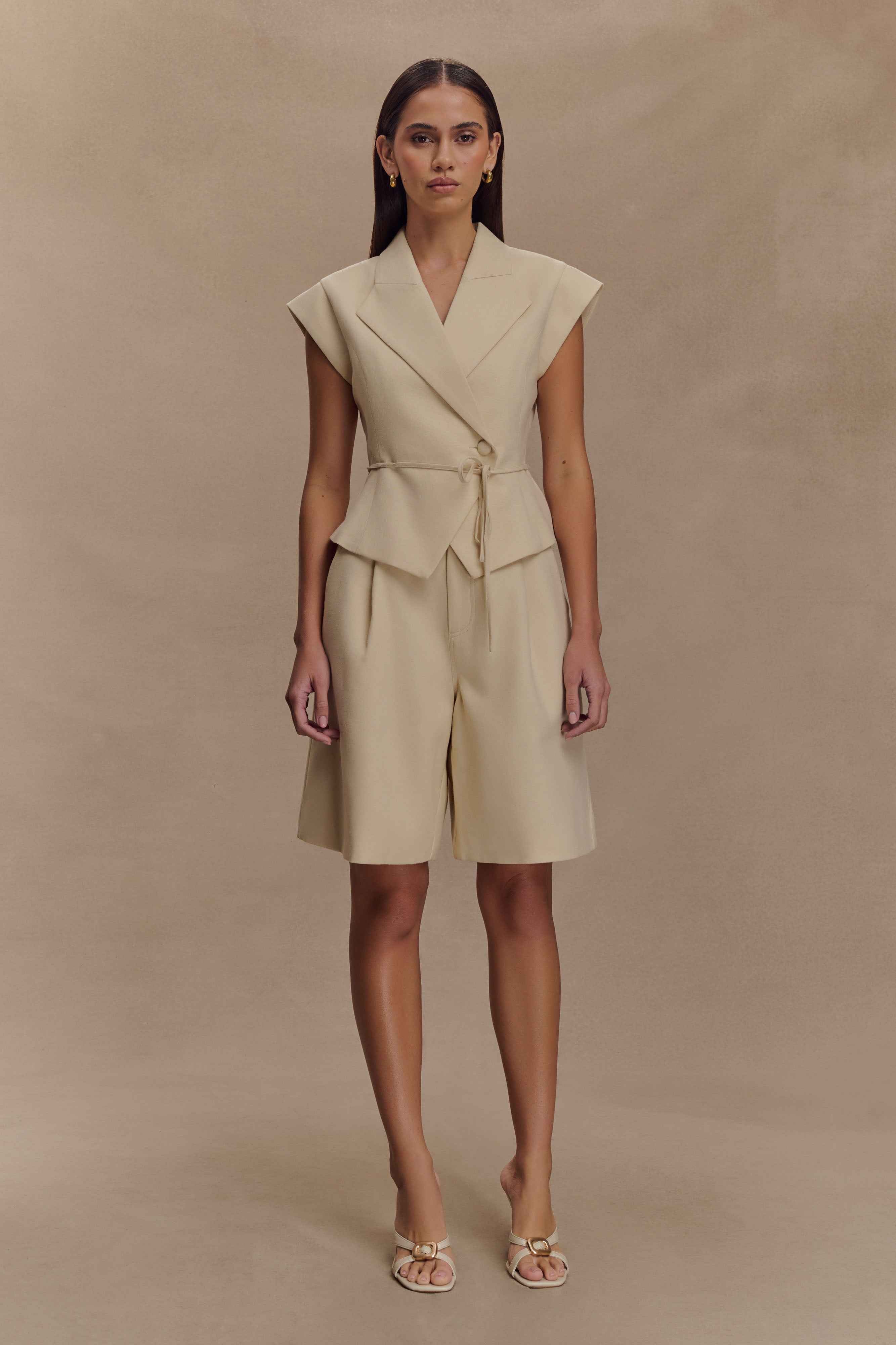 Andina Natural Beige Linen Short Sleeve Top