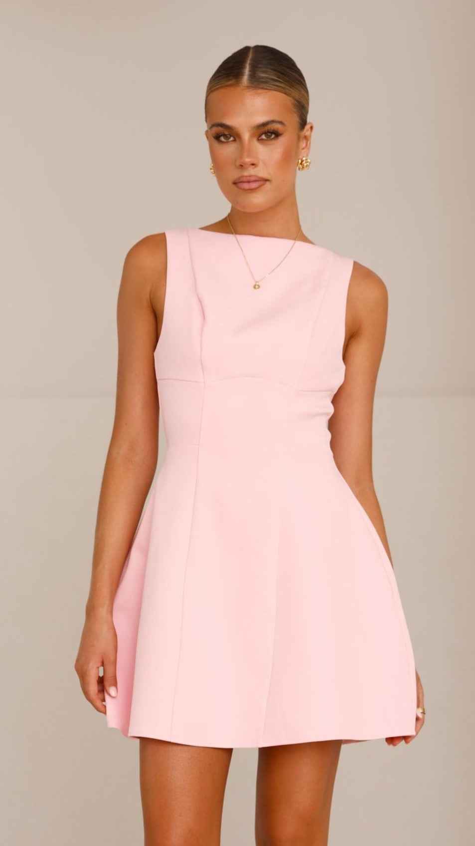 SLEEVELESS FITTED MINI PARTY COCKTAIL DRESS