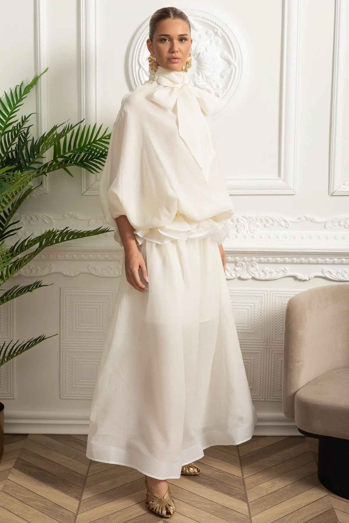 BOW COLLAR VOLUMINOUS MAXI FORMAL EVENING DRESS