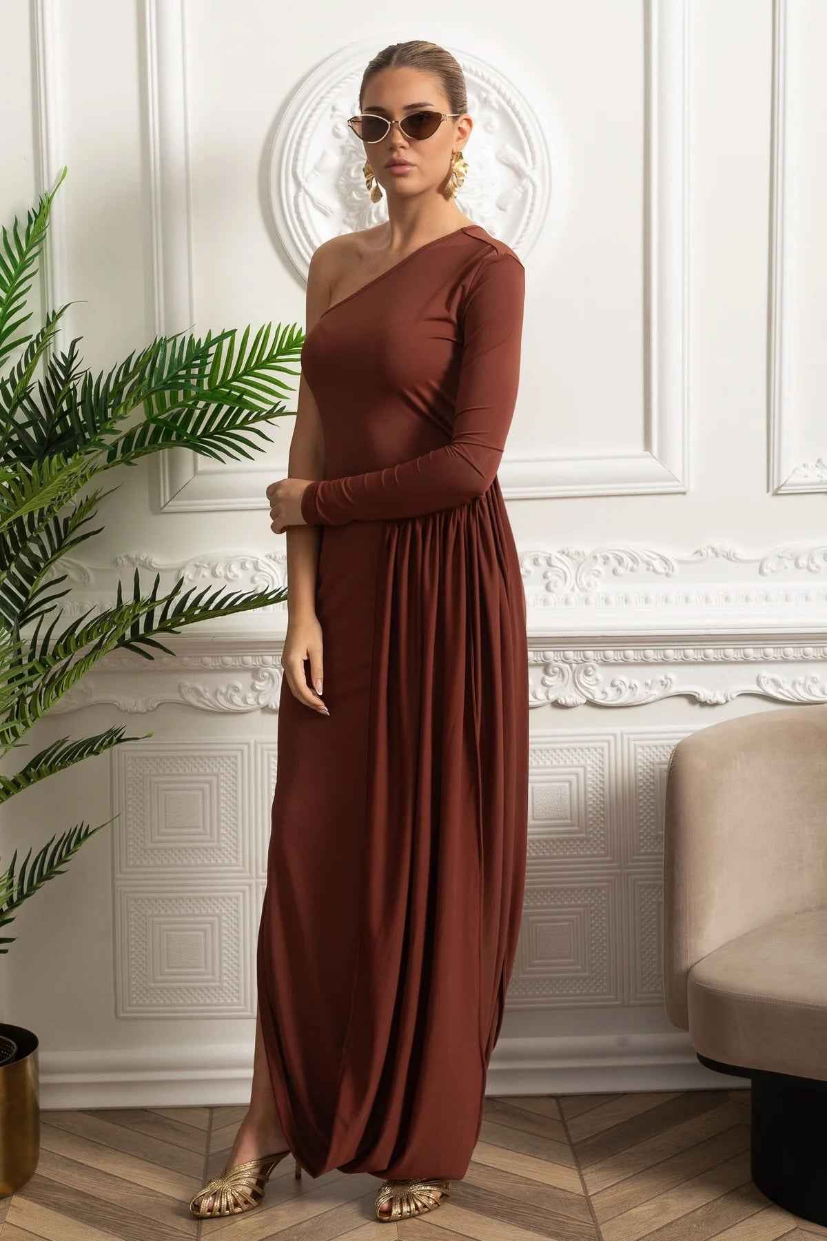 ASYMMETRICAL FITTED MAXI EVENING DRESS
