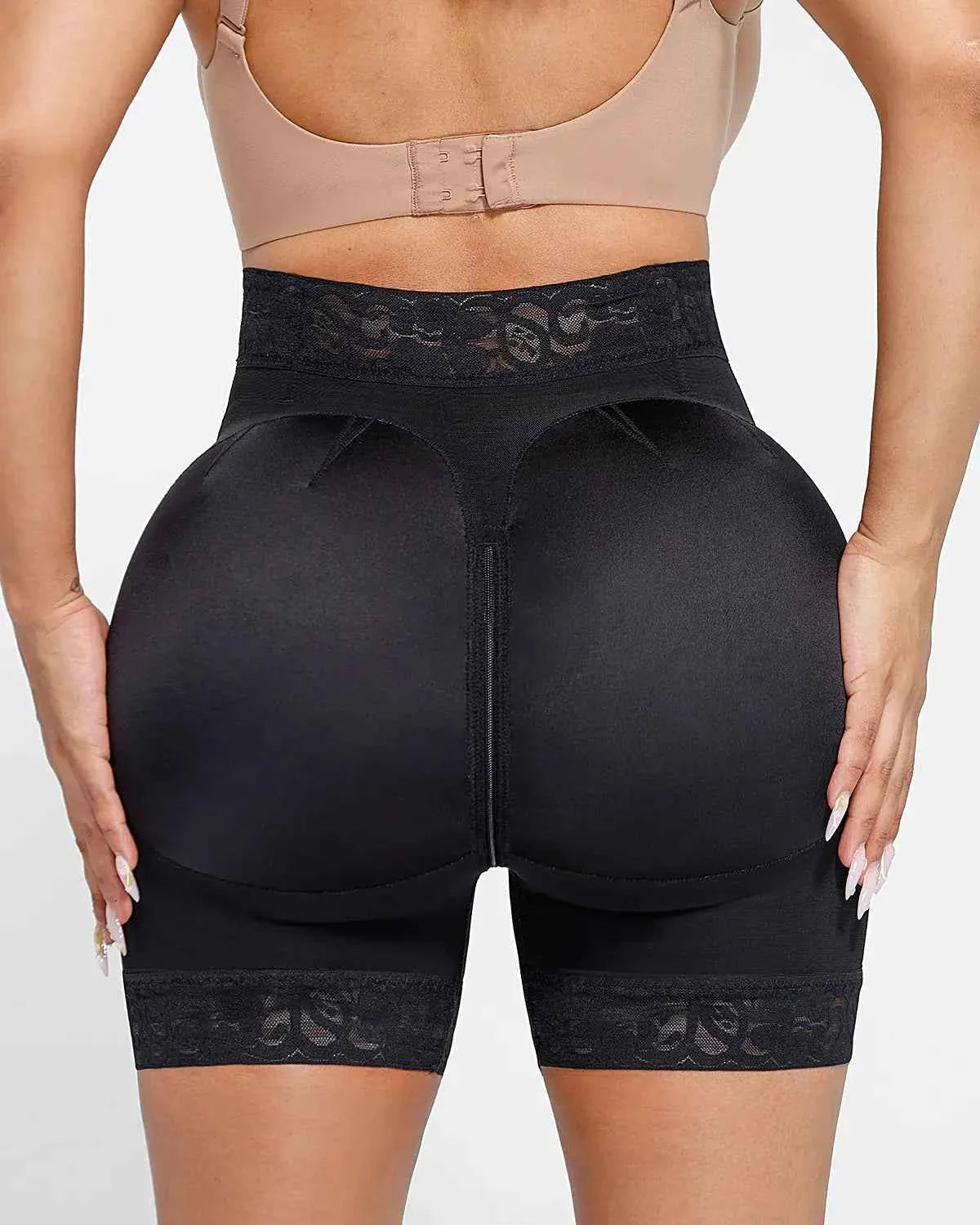 BOOT-YEAHâ„?AirSlim® Mid-Rise Shorts - Black Lace Compression