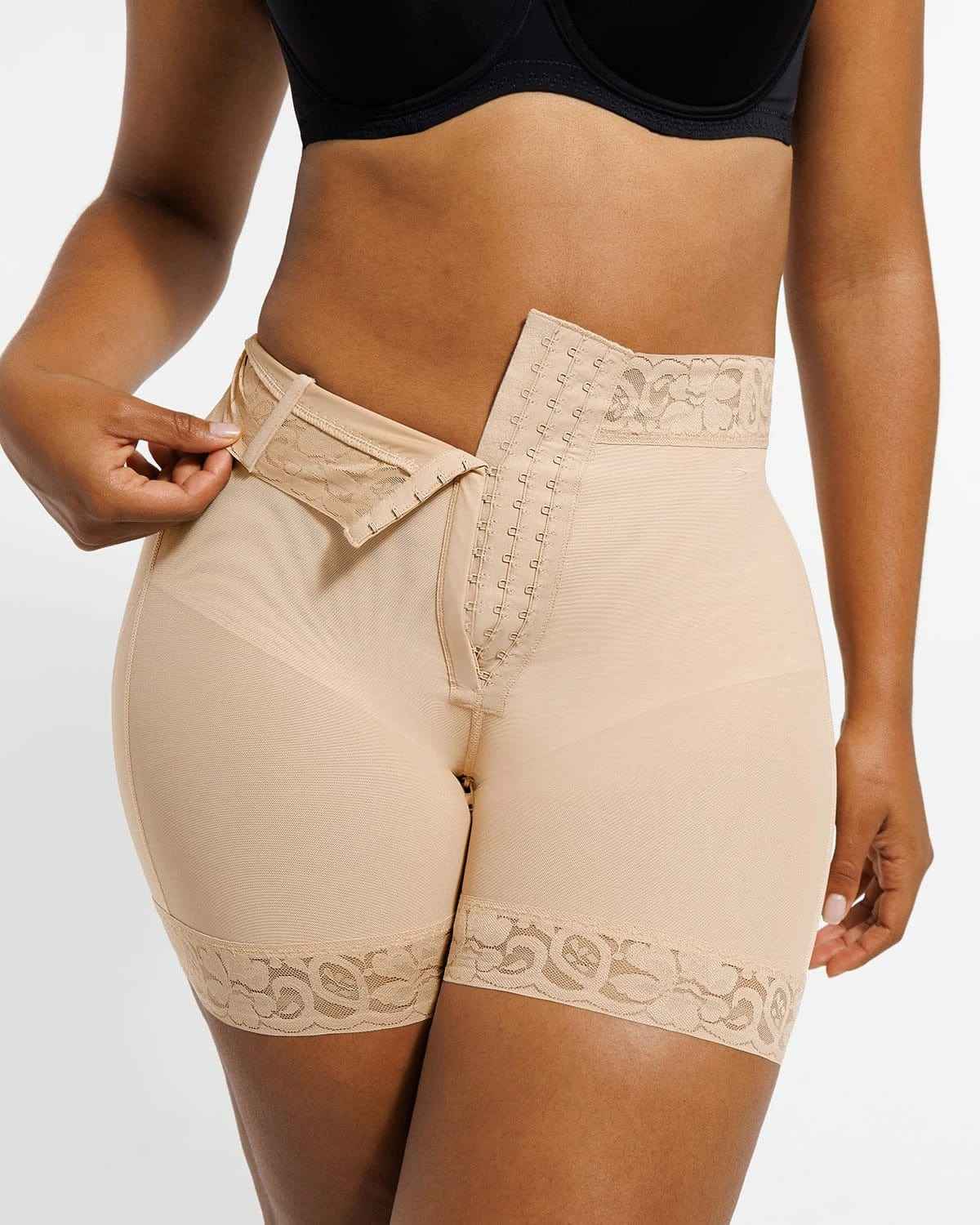 BOOT-YEAHâ„?AirSlim® Mid-Rise Shorts - Black Lace Compression