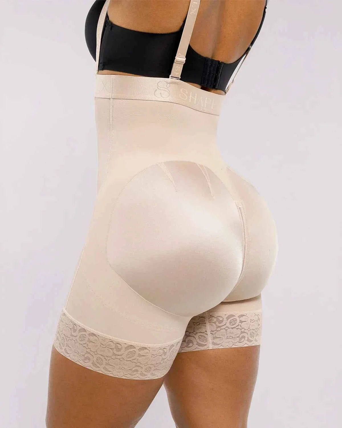 BOOT-YEAHâ„?Midi Shaping Shorts - Black Compression Lace
