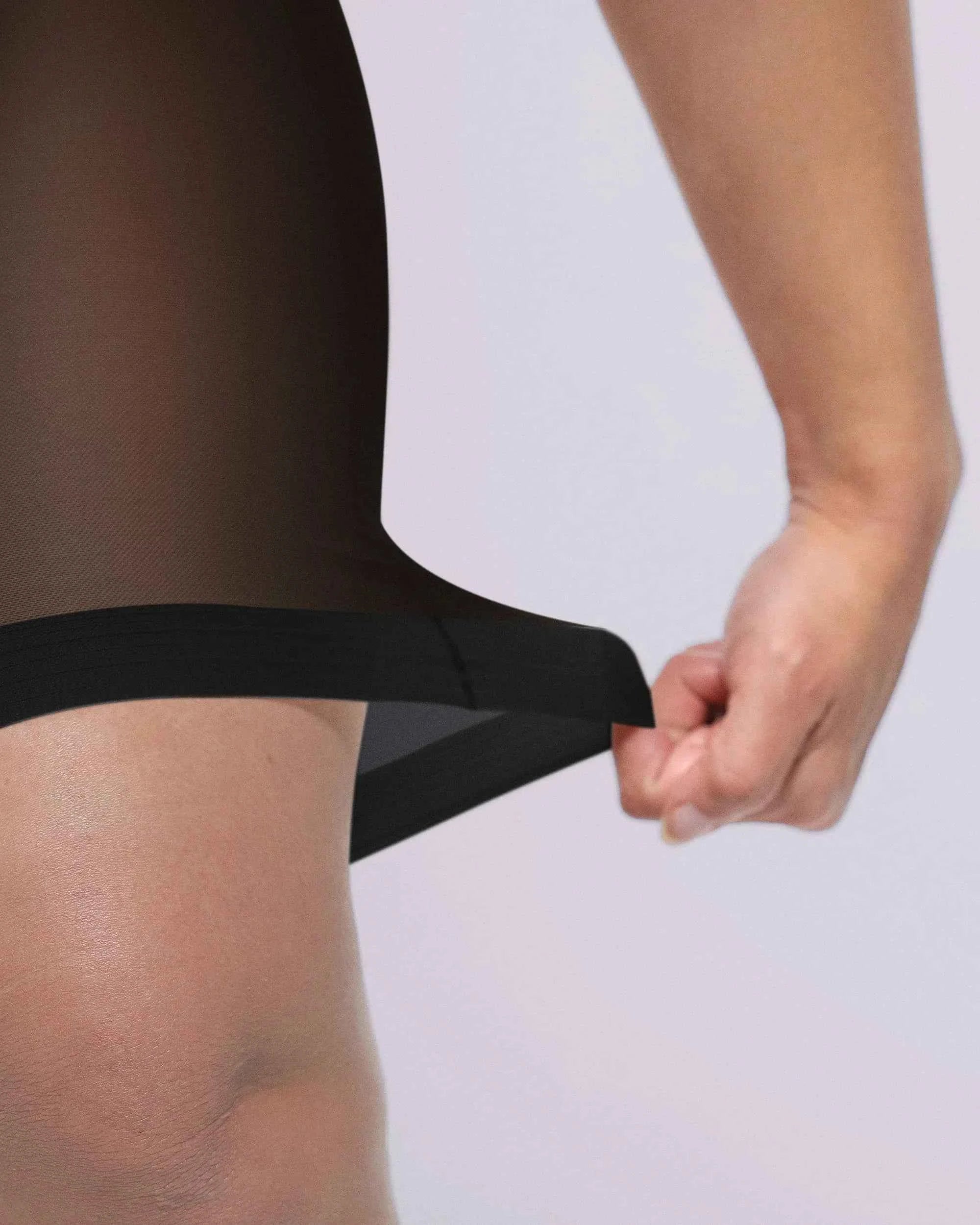 BOOT-YEAH Midi Shorts - Black Butt-Lifting Mesh