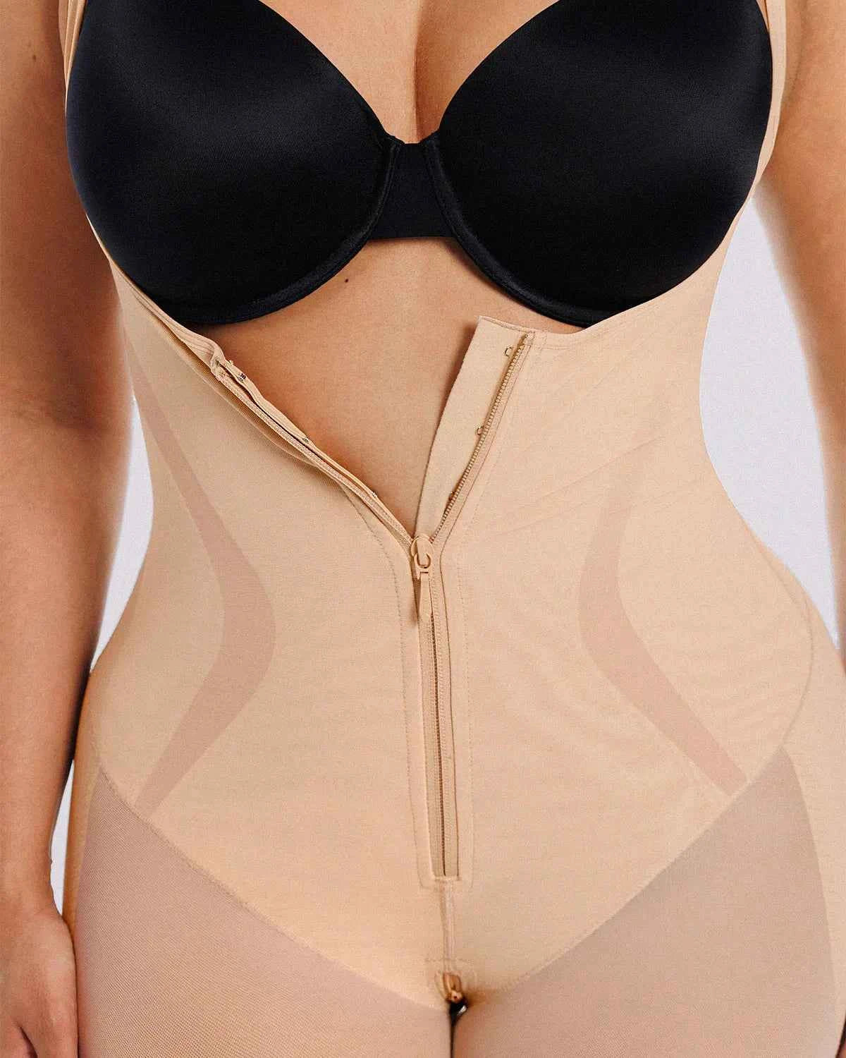 Curve Codeâ„?Maxi Bodysuit - Black Breathable Smoothing
