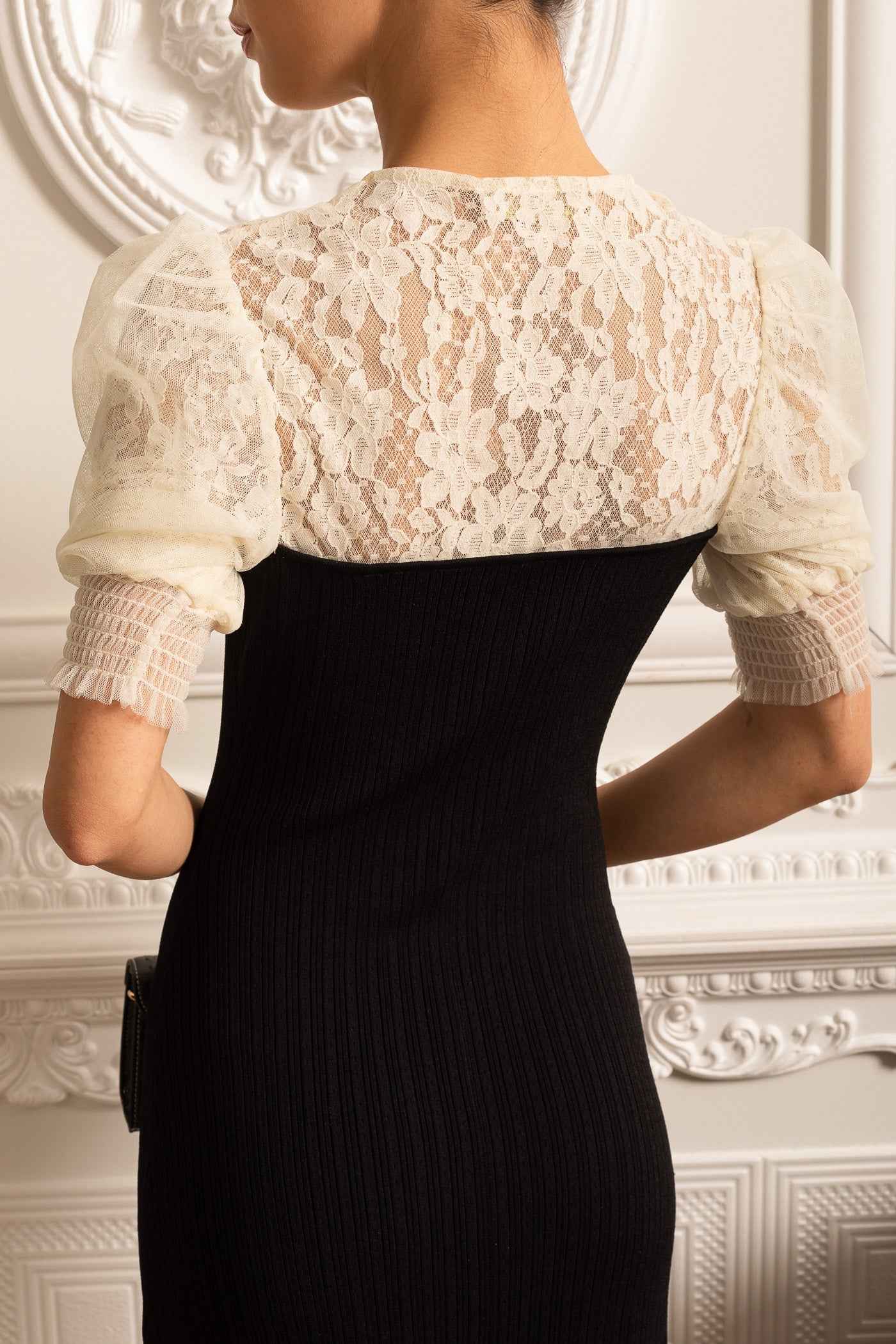 Ankle-Length Dress With Contrasting Sheer Lace Sleeves - Black