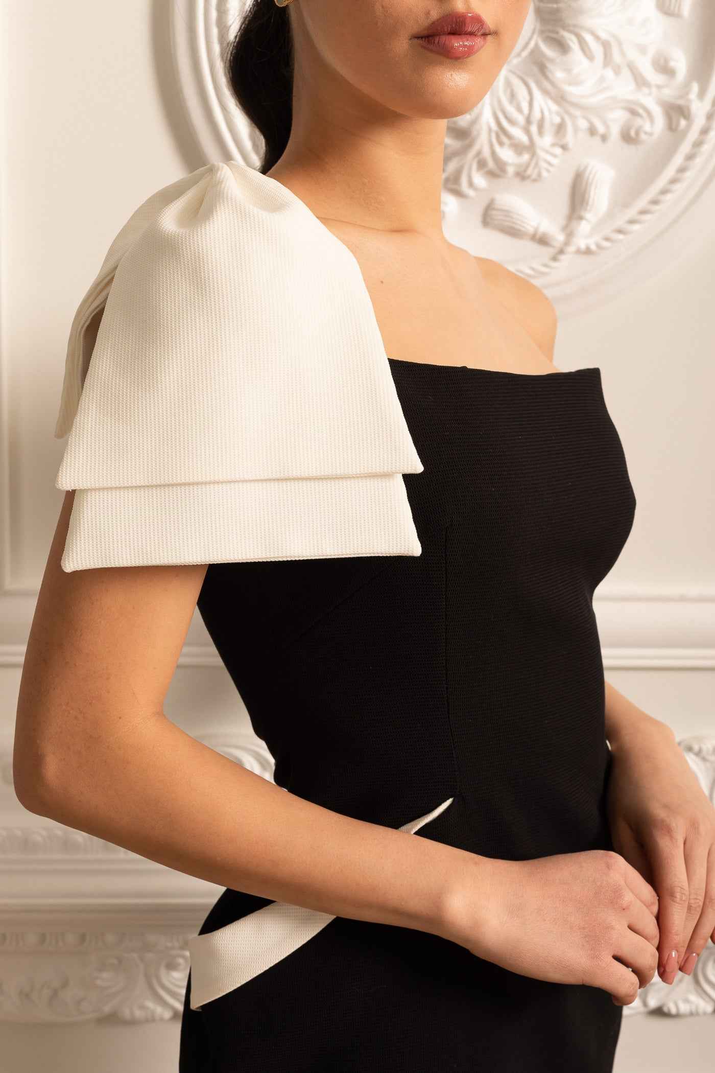 One-Shoulder Fitted Dress with White Accents - Black