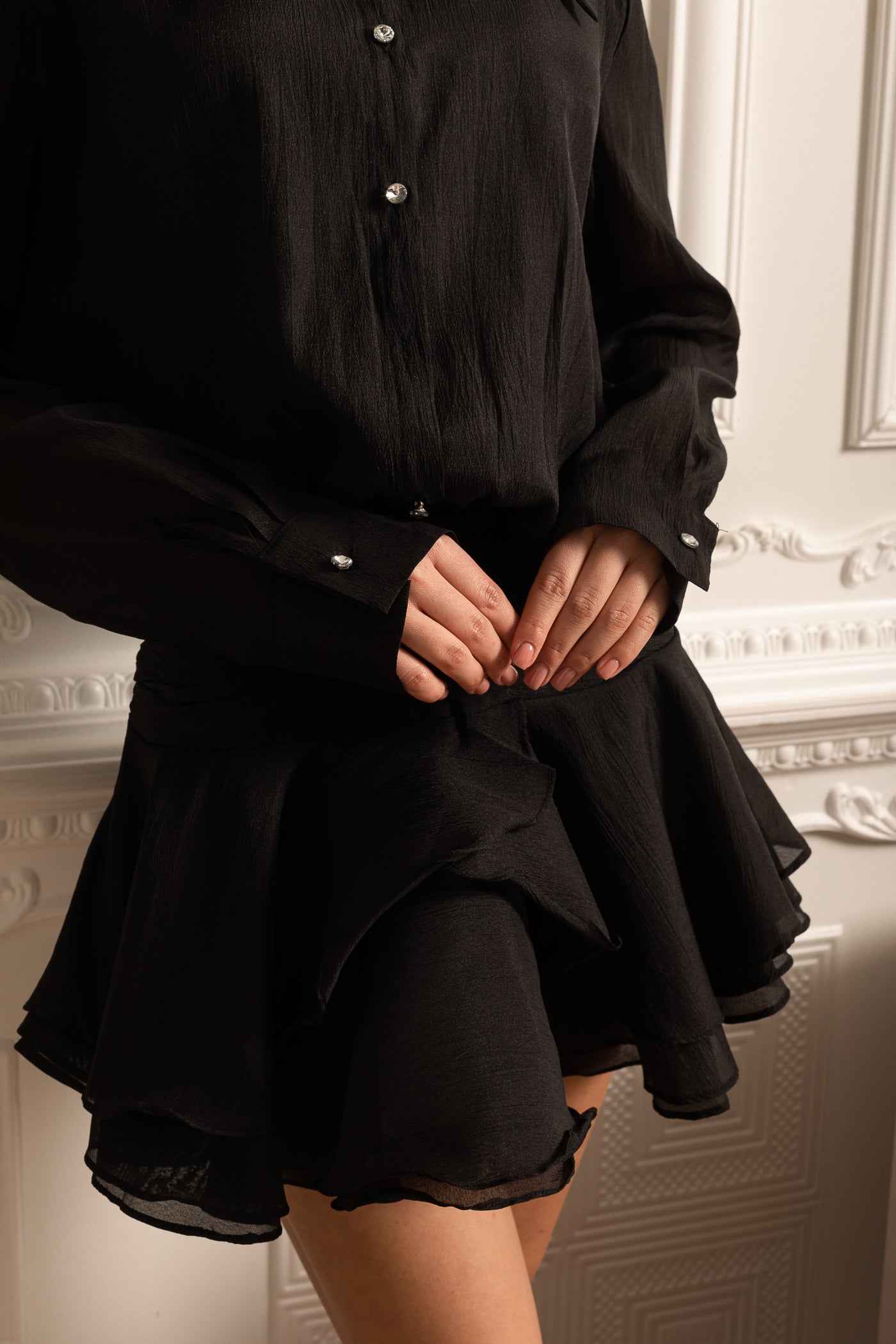 Button-Up Shirt With Cinched Waist - Black