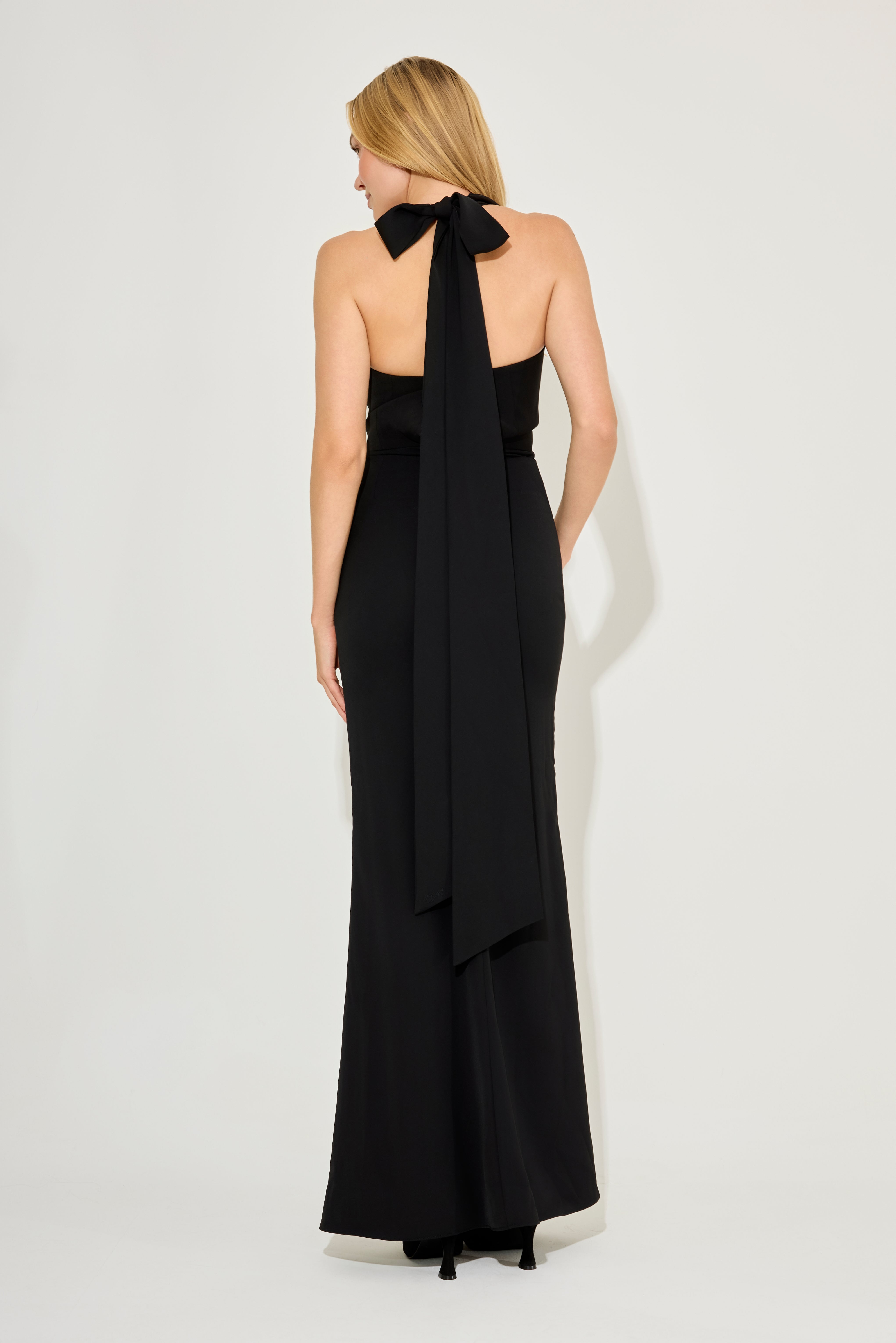 V-Neck Sleeveless Elegant Maxi Bridesmaid Dress - Ivory