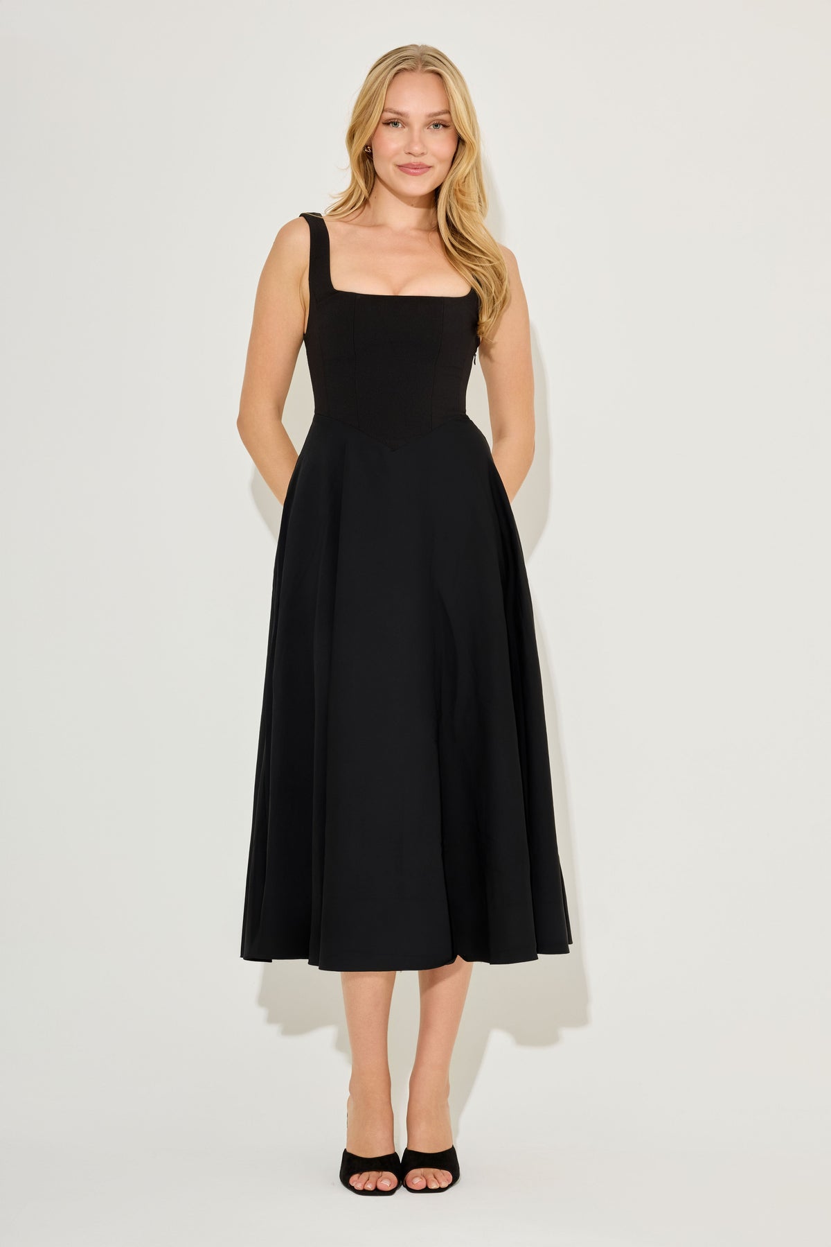 Timeless Square Neck Fitted Midi Evening Dress - Black