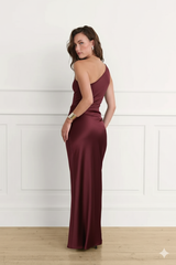 Raya Maxi dress in Maroon