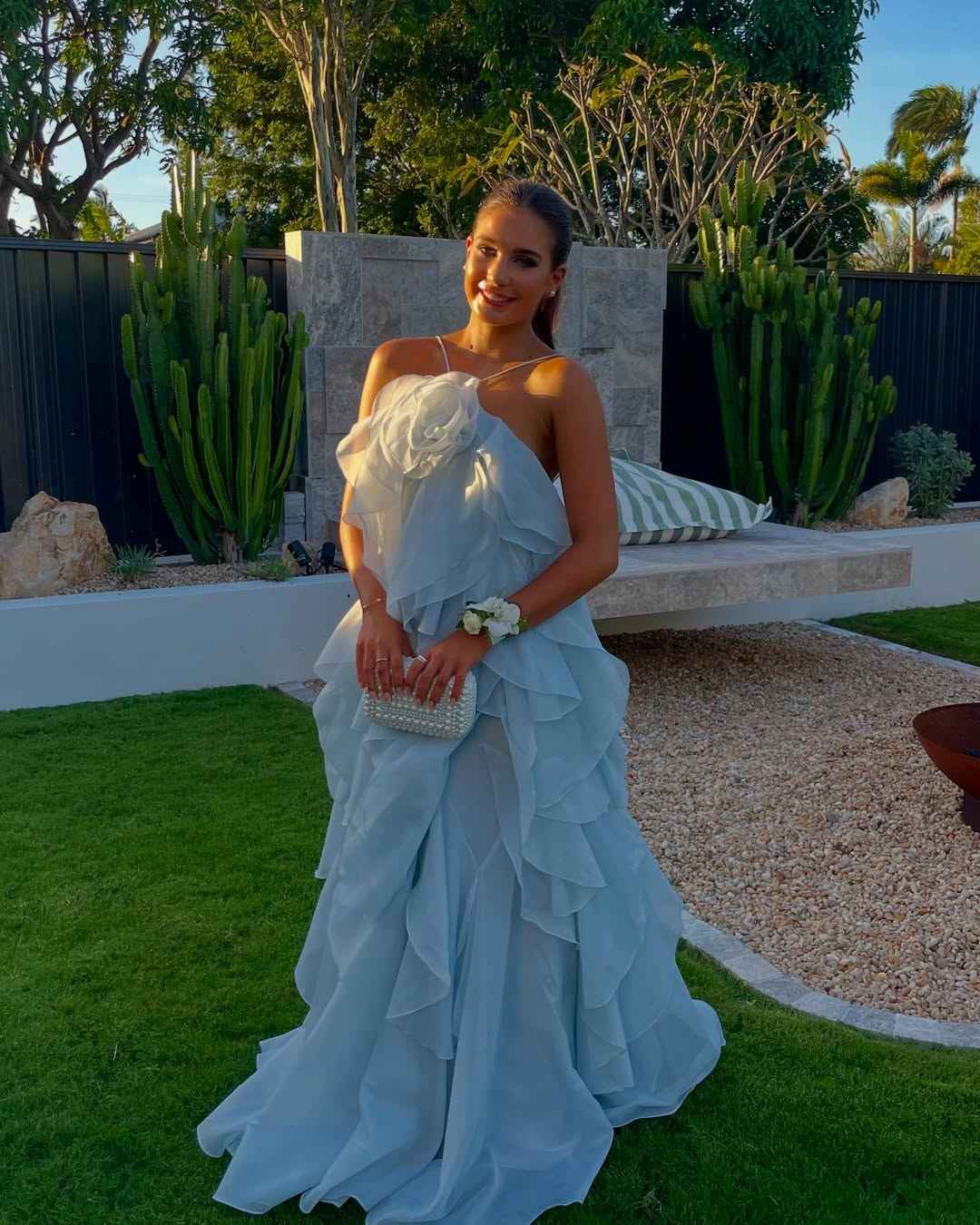 Women's Sleeveless Layers Ruffles Maxi Prom Dress