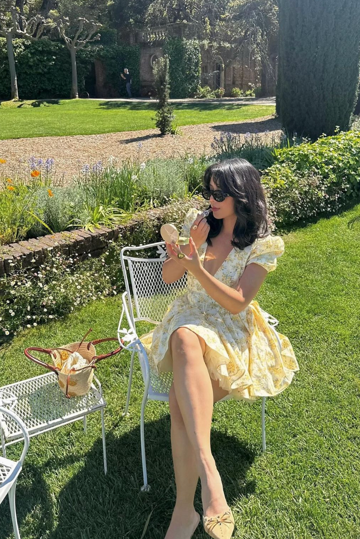 Women's Floral V-Neck Mini Summer Dress