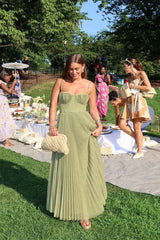 Women's Sleeveless Pleated Maxi Wedding Guest Dress