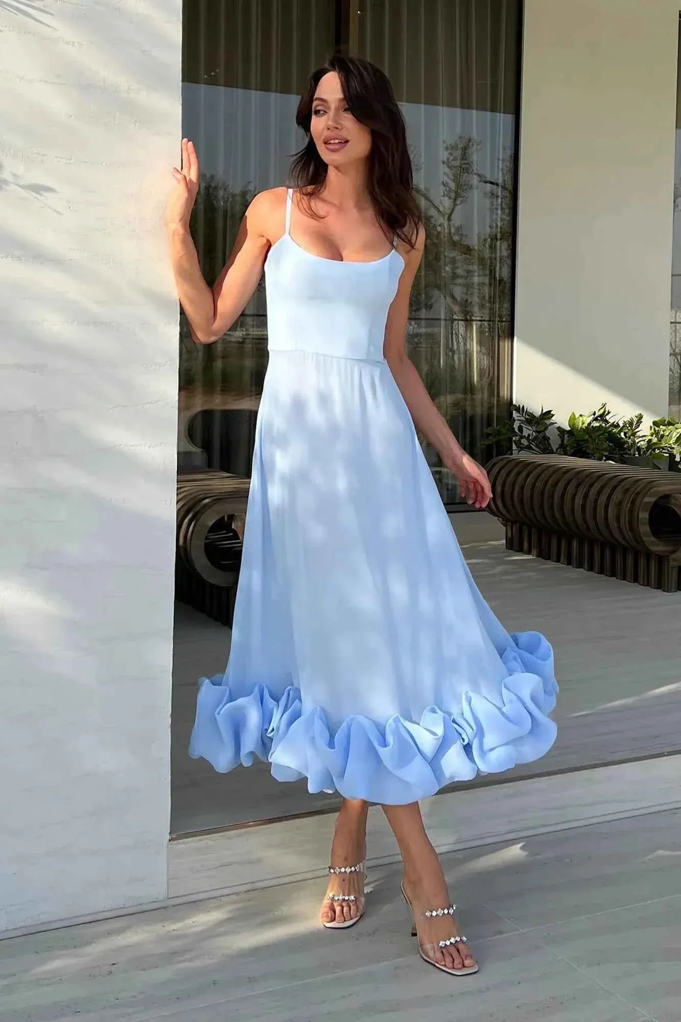 Women's Sleeveless Twirl Midi Prom Dress