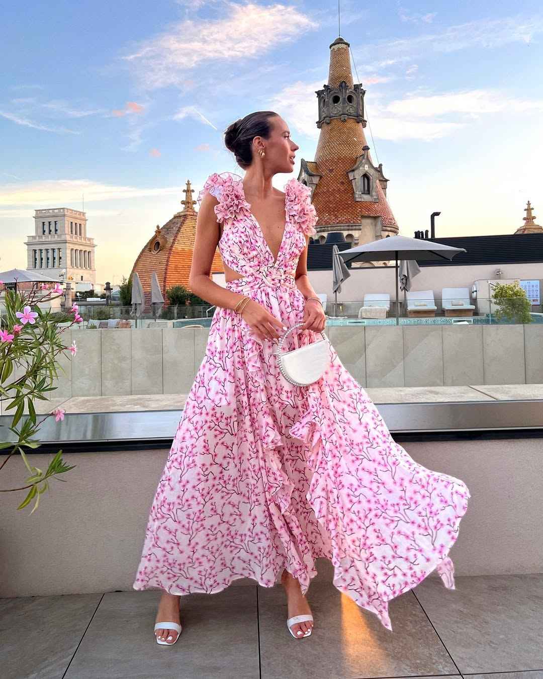 Women's Floral Sleeveless Cut-Out Maxi Wedding Guest Dress