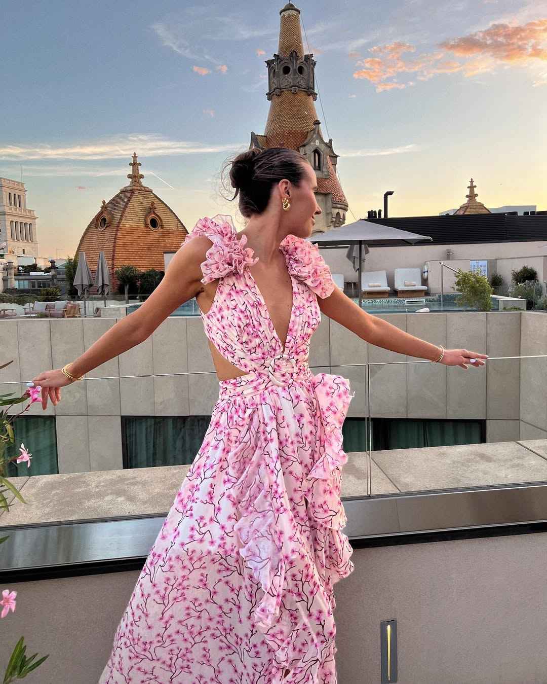 Women's Floral Sleeveless Cut-Out Maxi Wedding Guest Dress