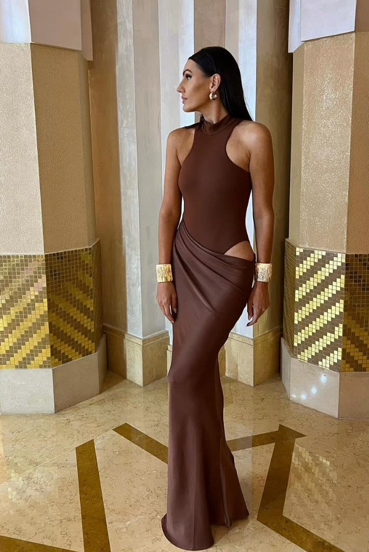 Women's Sleeveless Cut-out Maxi Wedding Guest Dress