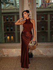 Women's Sleeveless Cut-out Maxi Wedding Guest Dress