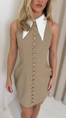 CECILLE Contrast Collar Sleeveless Button Mini Dress In Soft Stone