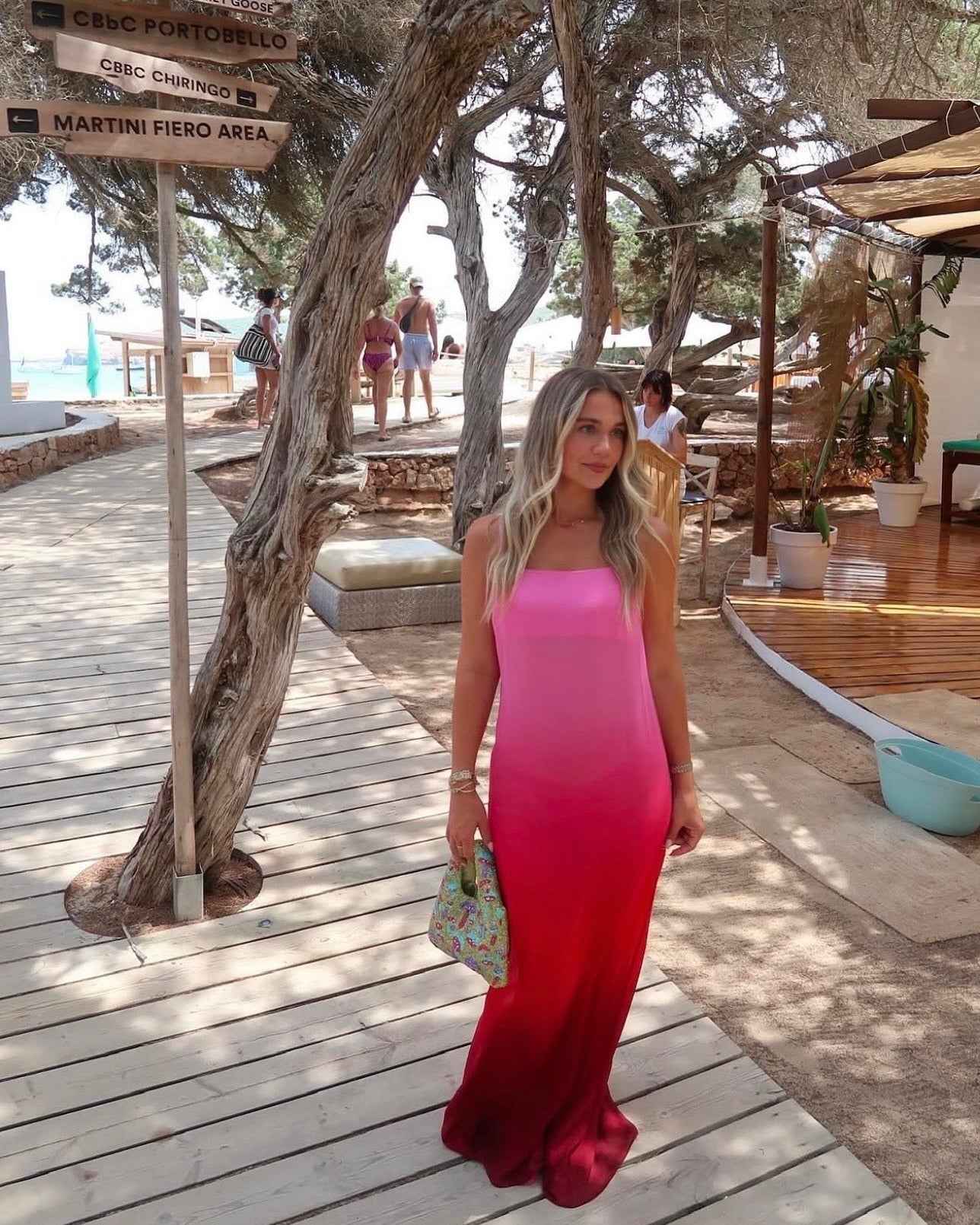 SLEEVELESS FITTED MIDI COCKTAIL PARTY DRESS