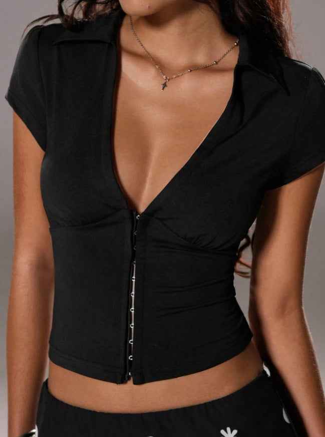 V-Neck Slim Crop Top - Black Buttoned