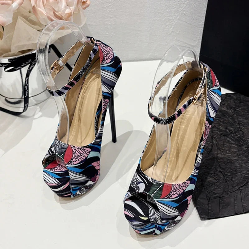Design Hand-Painted Leather Platform Pumps