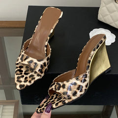 Sexy Leopard Print Patent Leather Women Slippers Sandals