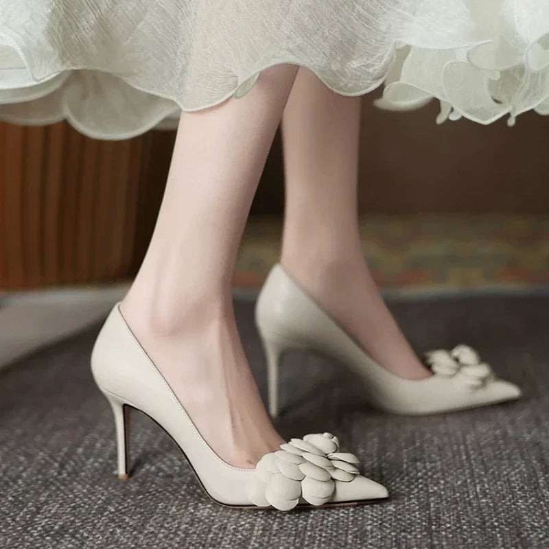 Cream White Camellia High Heels Pointed Toe Stiletto Pumps Elegant French Style Niche Design Party Wedding Shoes