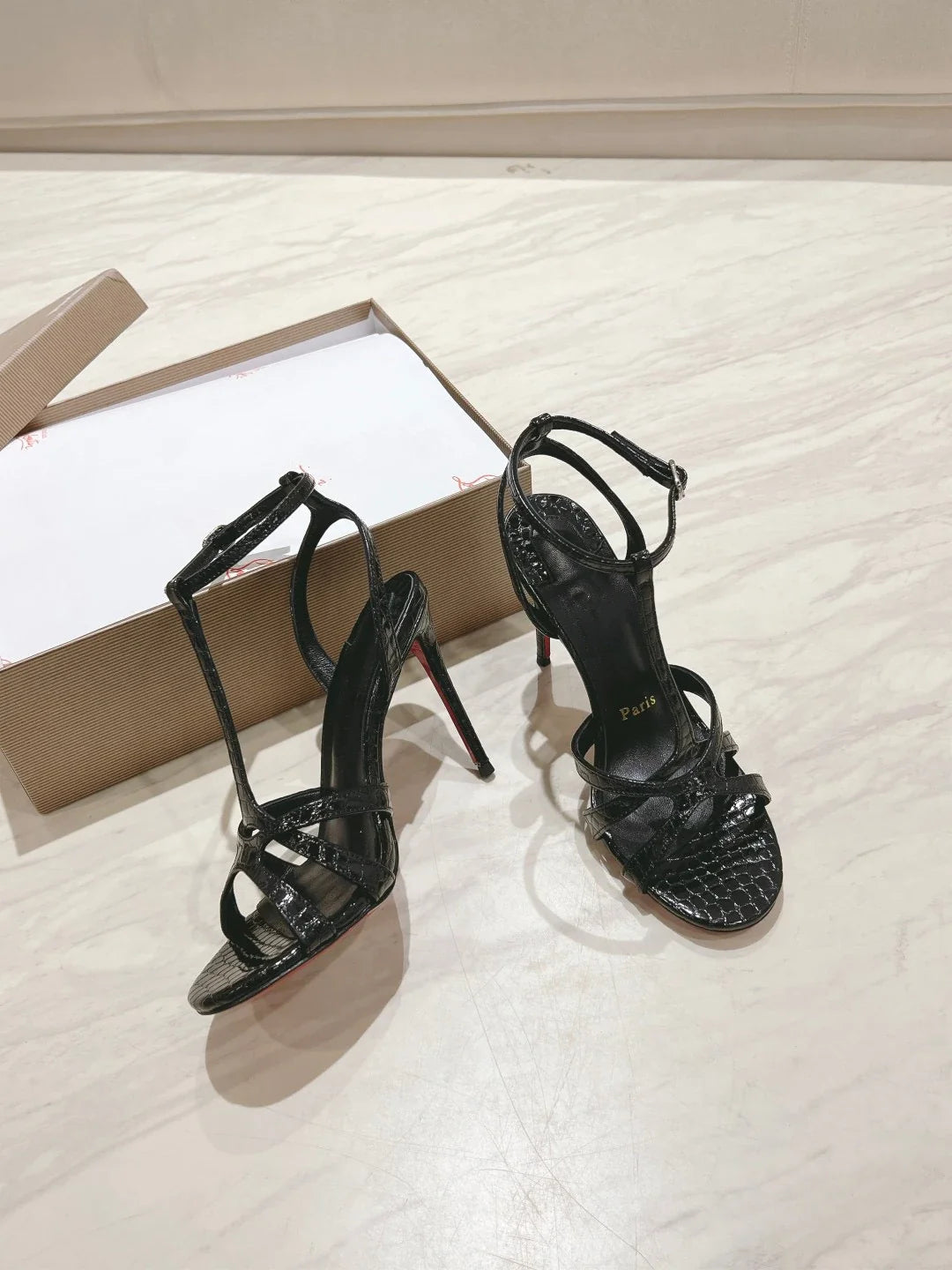 Slim Heel Gold French Stripe Sandals