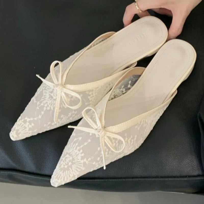 Sweet Bow Embroidered Flower Low Heel