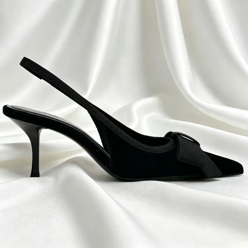 Black Butterfly-knot Decorate Pumps