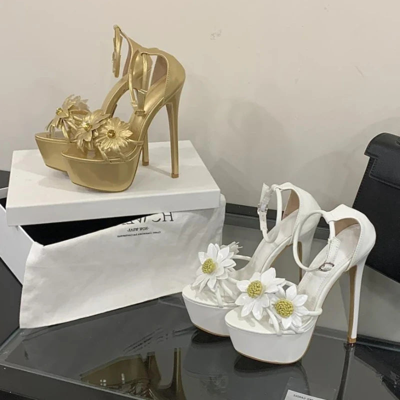 Novelty Sun Flower Decorate Platform Sandals