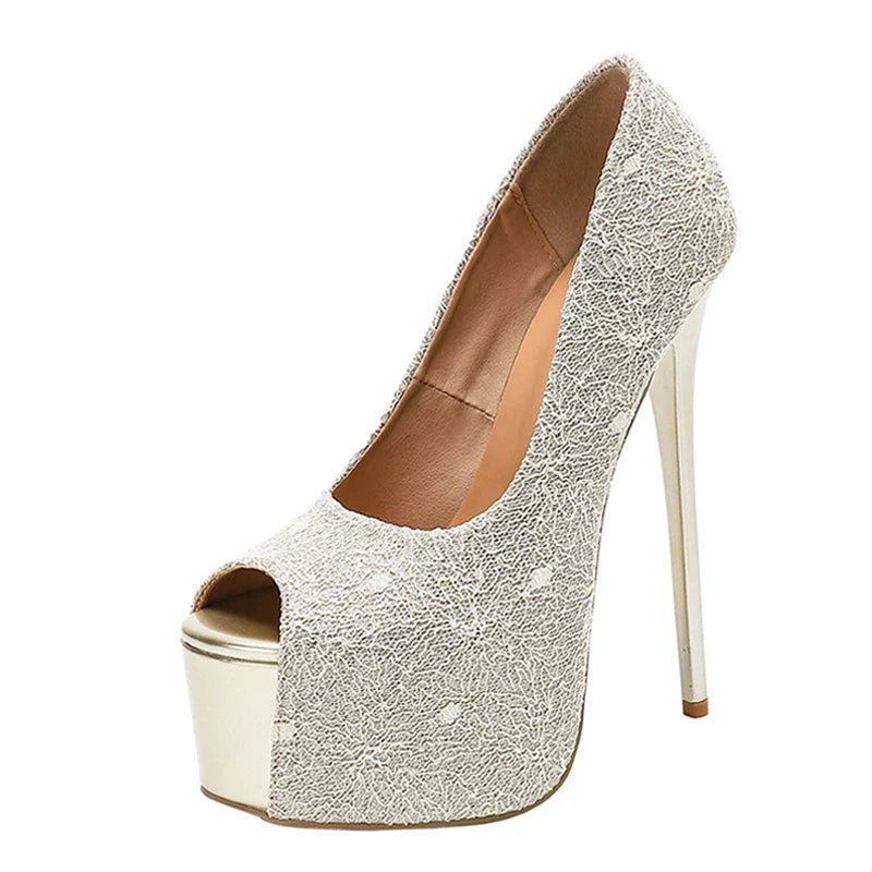Elegant Woman Wedding Banquet Shoes