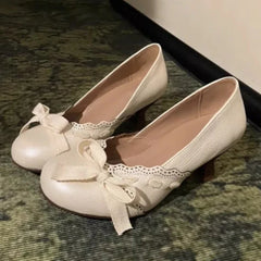 Sweet Bow Knot Decorated Pumps