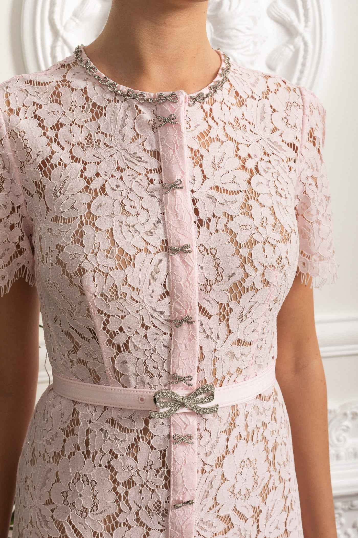 LACE FITTED MIDI COCKTAIL DRESS