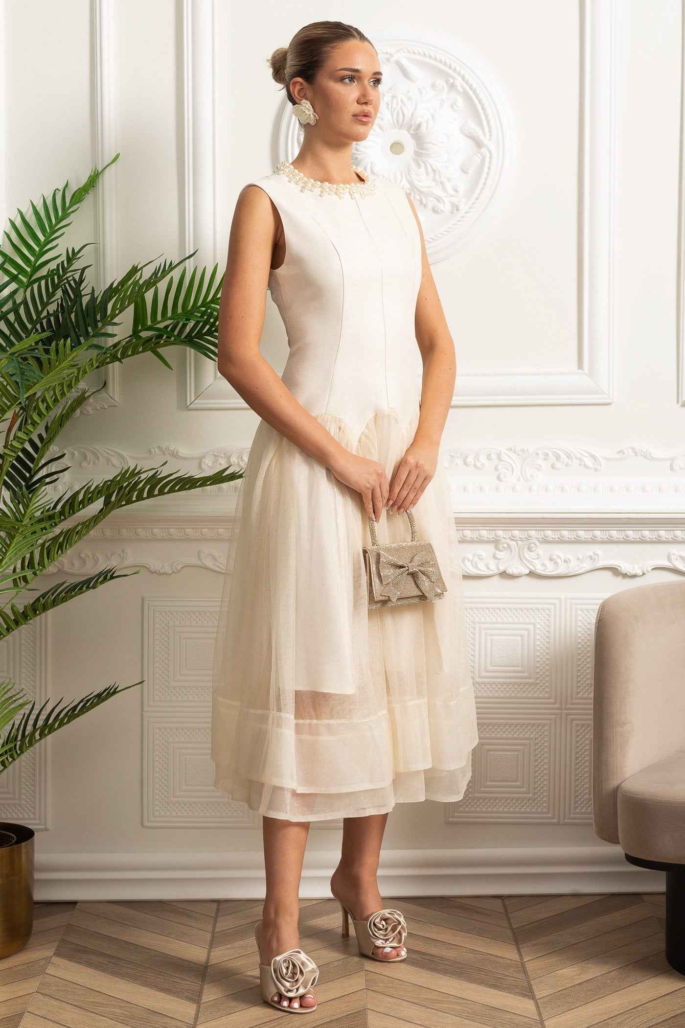 SLEEVELESS FITTED MIDI PARTY COCKTAIL DRESS