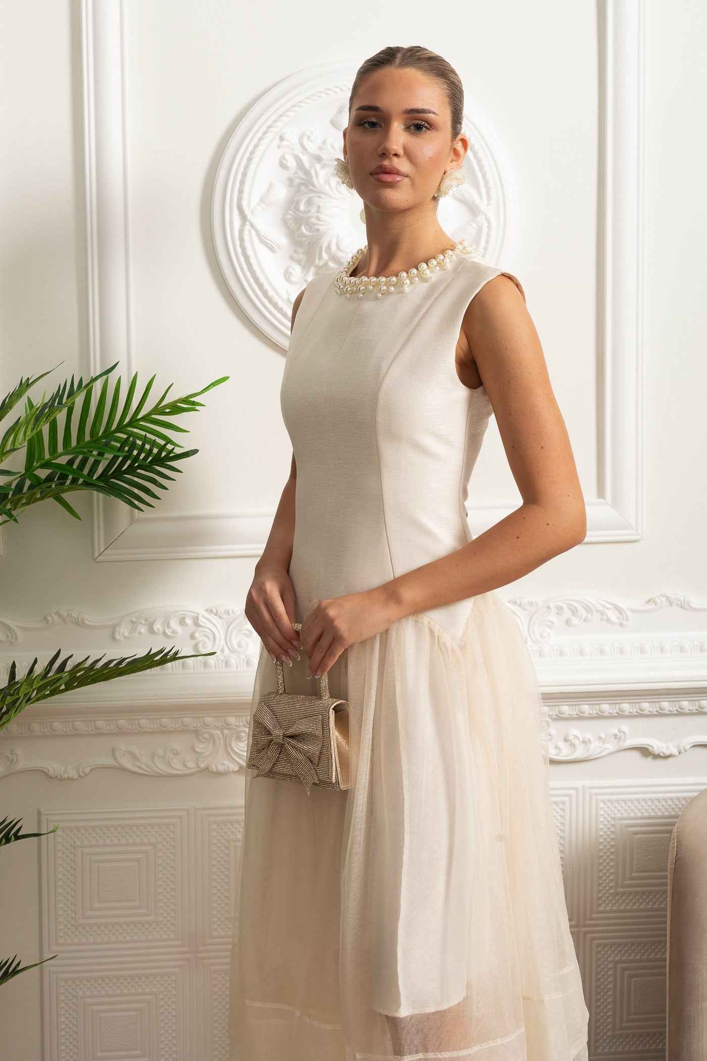 SLEEVELESS FITTED MIDI PARTY COCKTAIL DRESS
