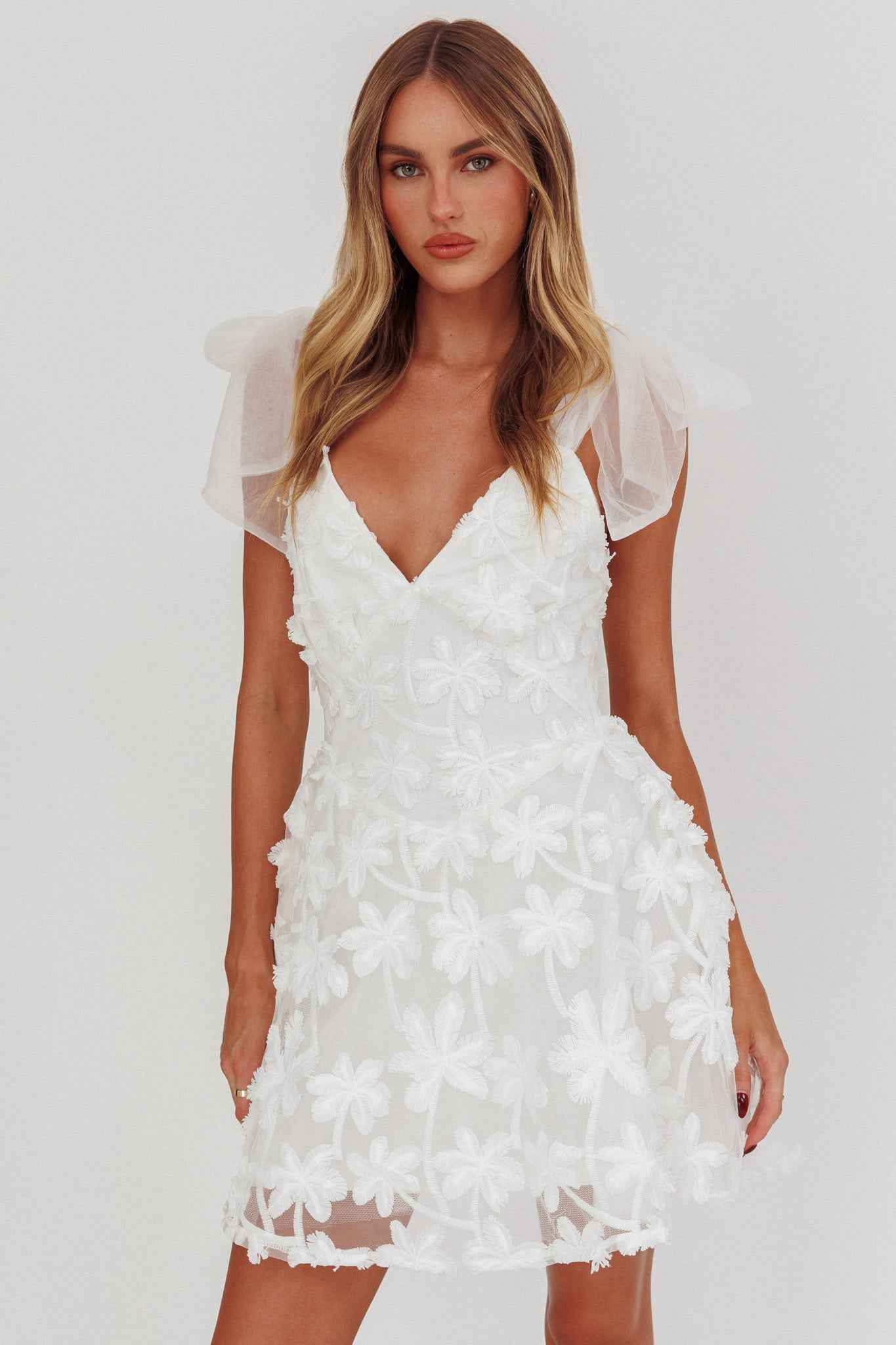 SLEEVELESS EMBROIDERED MINI SUMMER DRESS