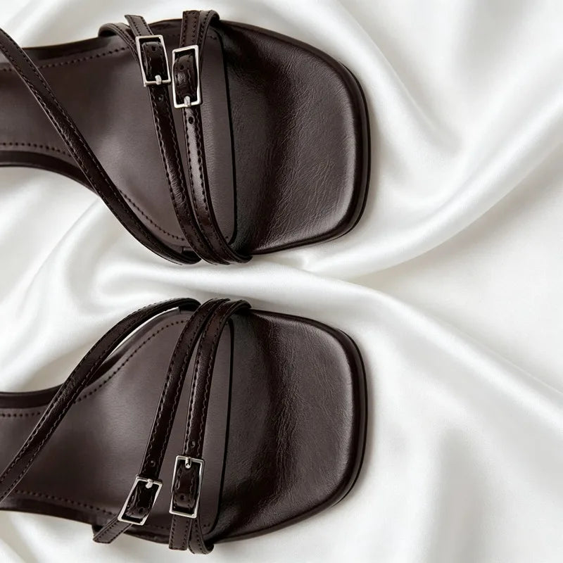 Unique Narrow-band Design Heeled Sandals