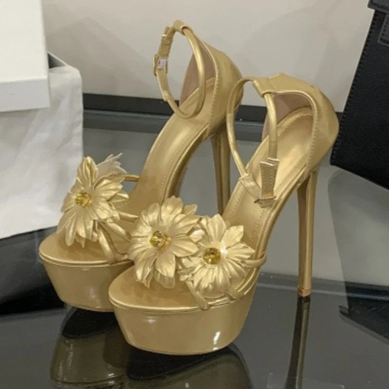 Novelty Sun Flower Decorate Platform Sandals