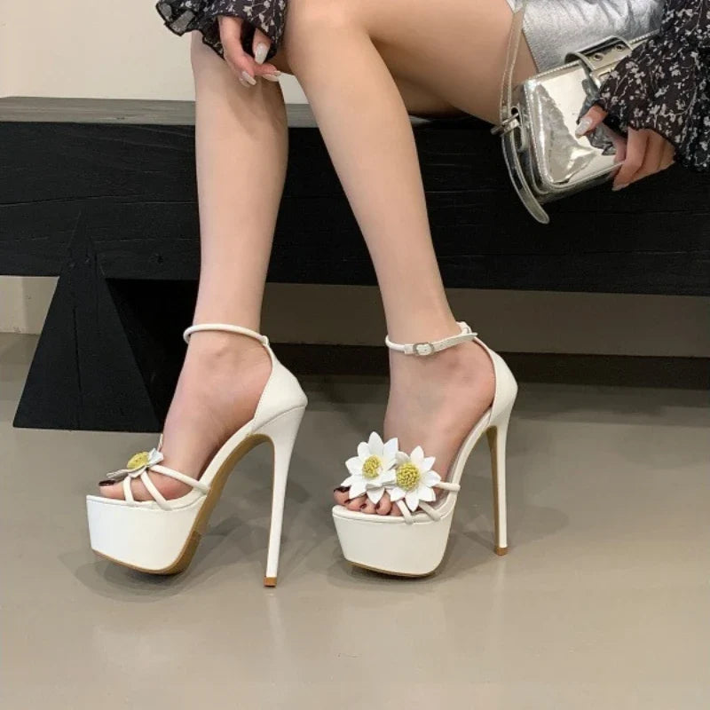 Novelty Sun Flower Decorate Platform Sandals