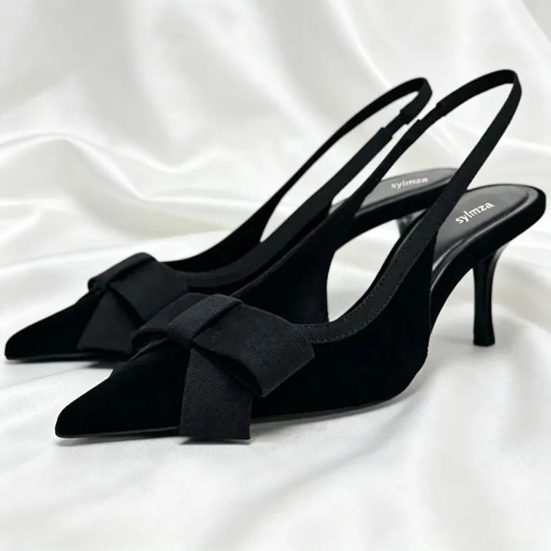 Black Butterfly-knot Decorate Pumps