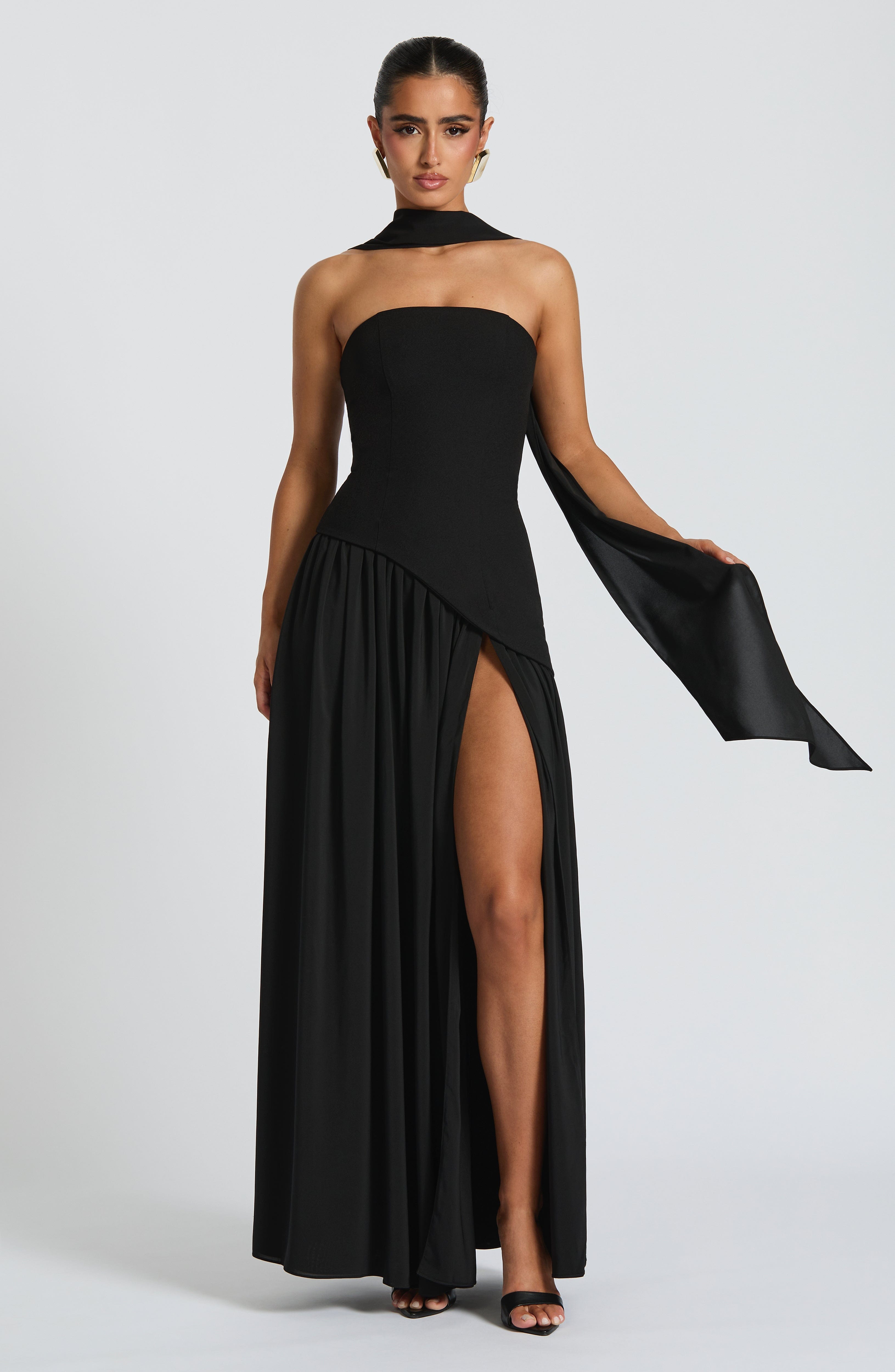 Maliyah Black Maxi Dress