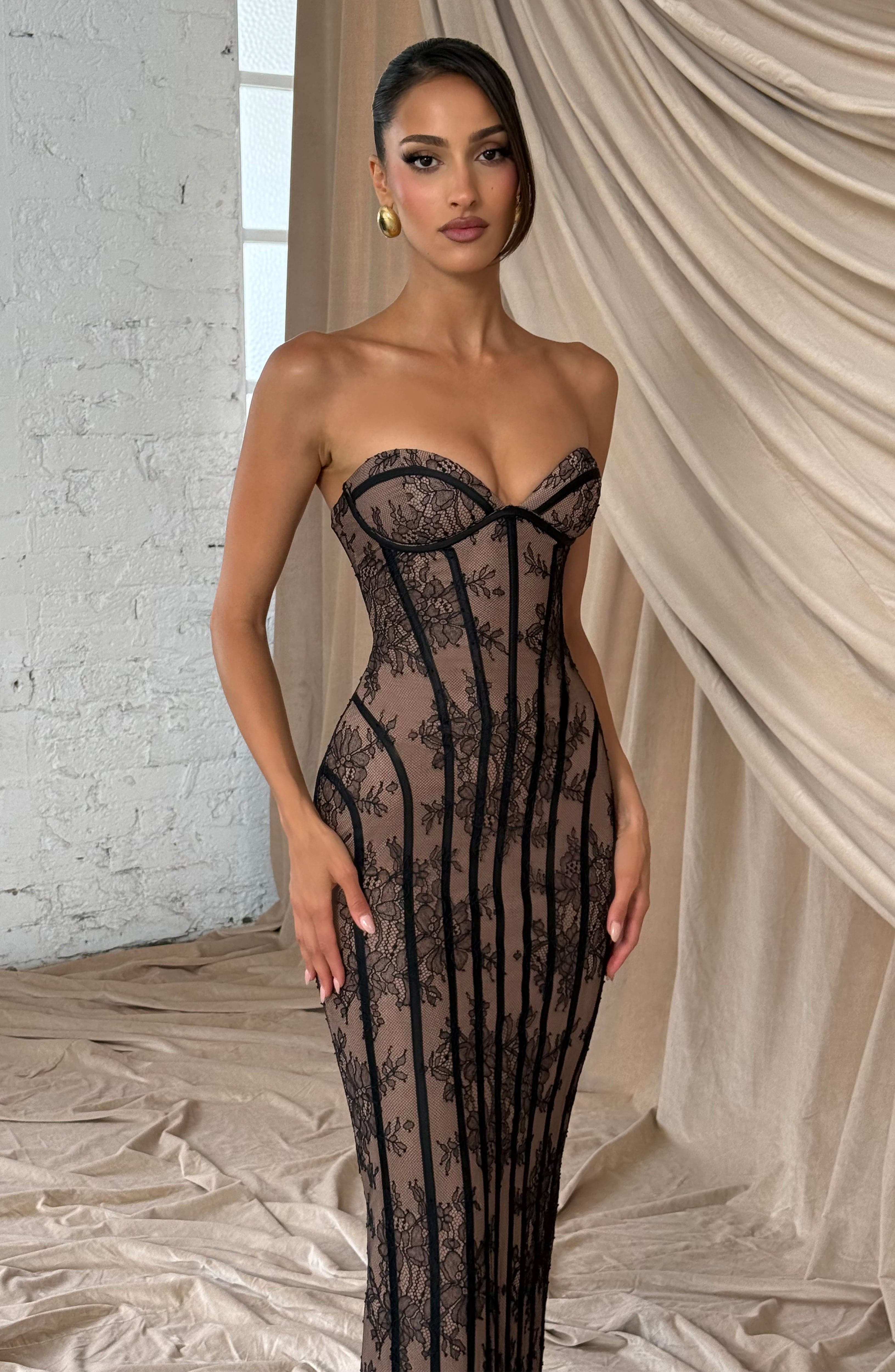 Sian Si Maxi Dress - Black